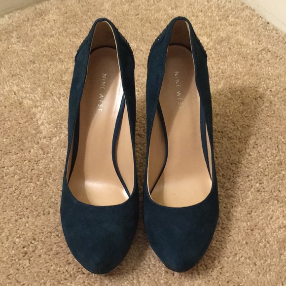 💙 Blue Suede pumps from Nine West 💙 - Picture 1 of 8